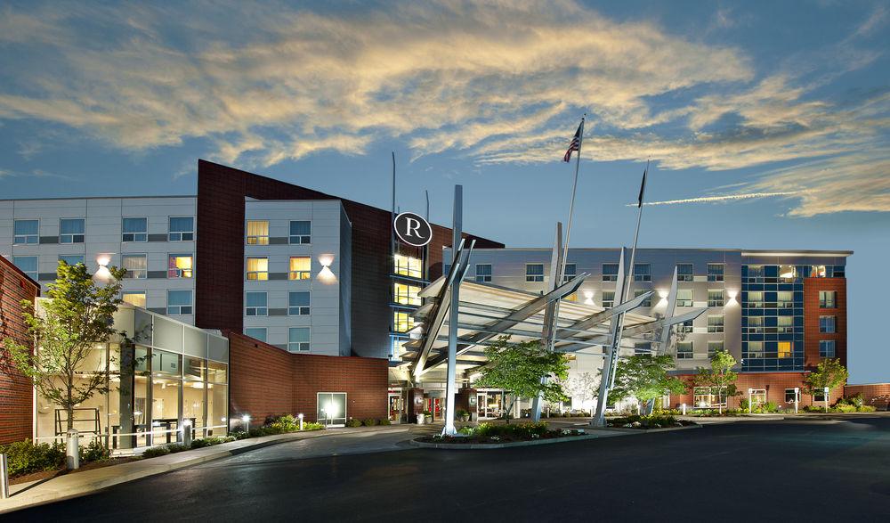 เรเนซองส์ บอสตัน แพทริออต เพลส โฮเทล Hotel ฟอกซ์โบโร ภายนอก รูปภาพ