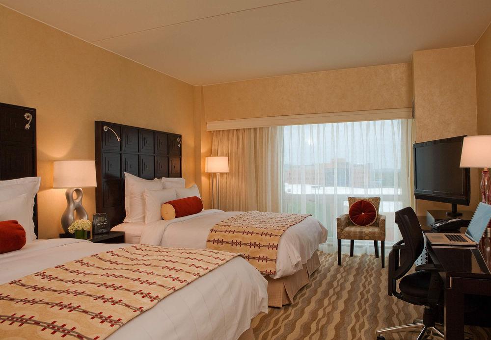 เรเนซองส์ บอสตัน แพทริออต เพลส โฮเทล Hotel ฟอกซ์โบโร ภายนอก รูปภาพ