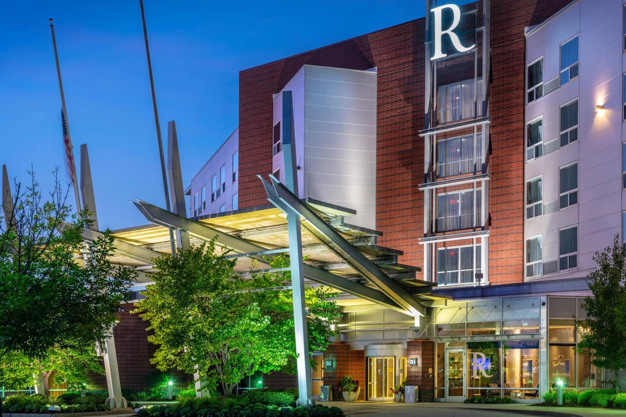 เรเนซองส์ บอสตัน แพทริออต เพลส โฮเทล Hotel ฟอกซ์โบโร ภายนอก รูปภาพ